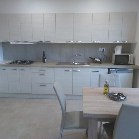 Cal Jordi, Fulleda Apartment Bagian luar foto