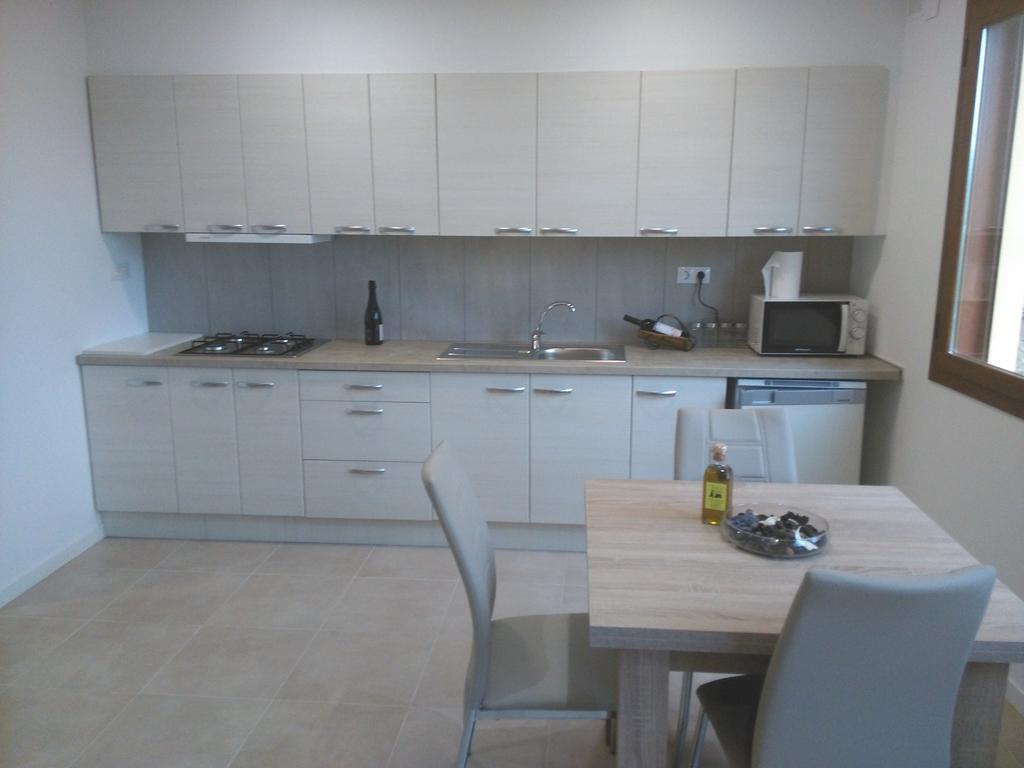 Cal Jordi, Fulleda Apartment Bagian luar foto